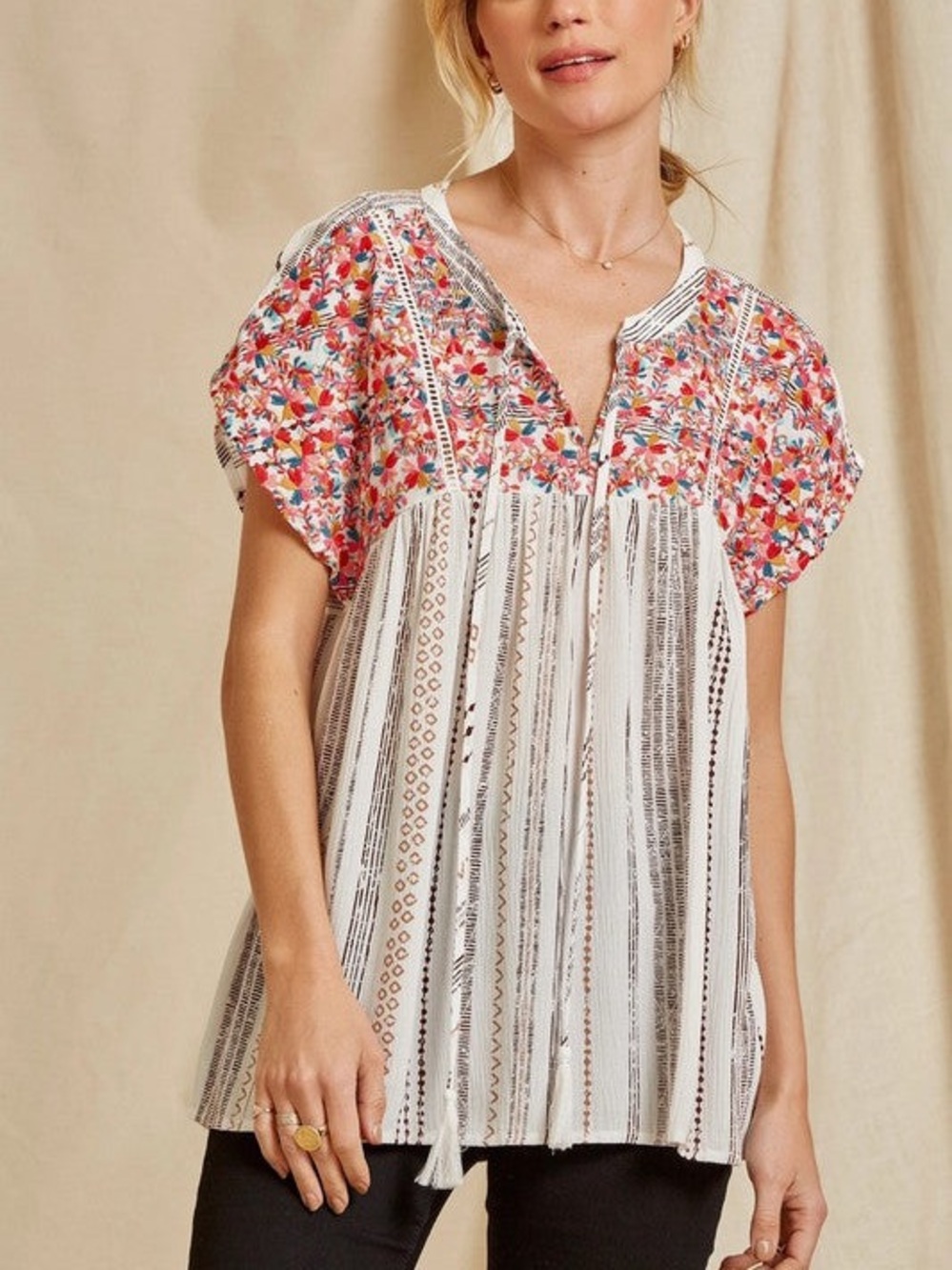 NWT Women’s Savanna Jane Stay and Chat Embroidered Striped Top Size S